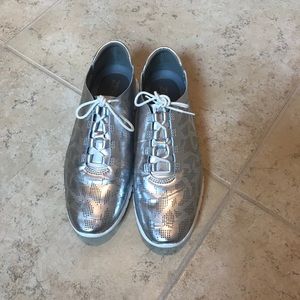 METALLIC SILVER COLE HANN SHOES